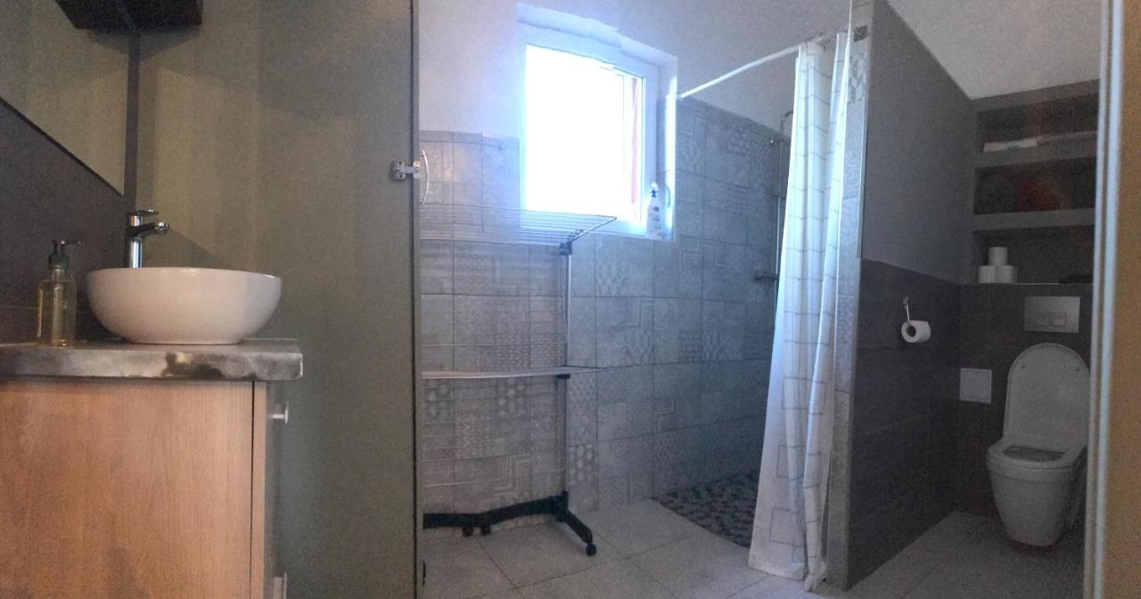 Apartamento La gaîté de louvignies Exterior foto
